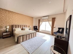 1 Bed Luxurious Apartment at Bahria Heights 5